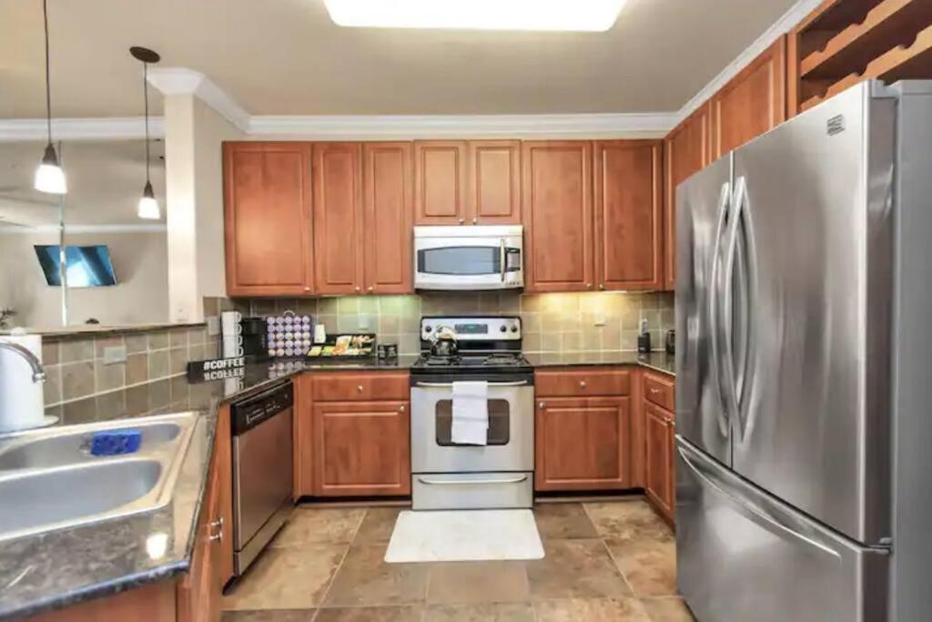Modern Condo Near Texas Medical Center W Free Parking 휴스턴 외부 사진